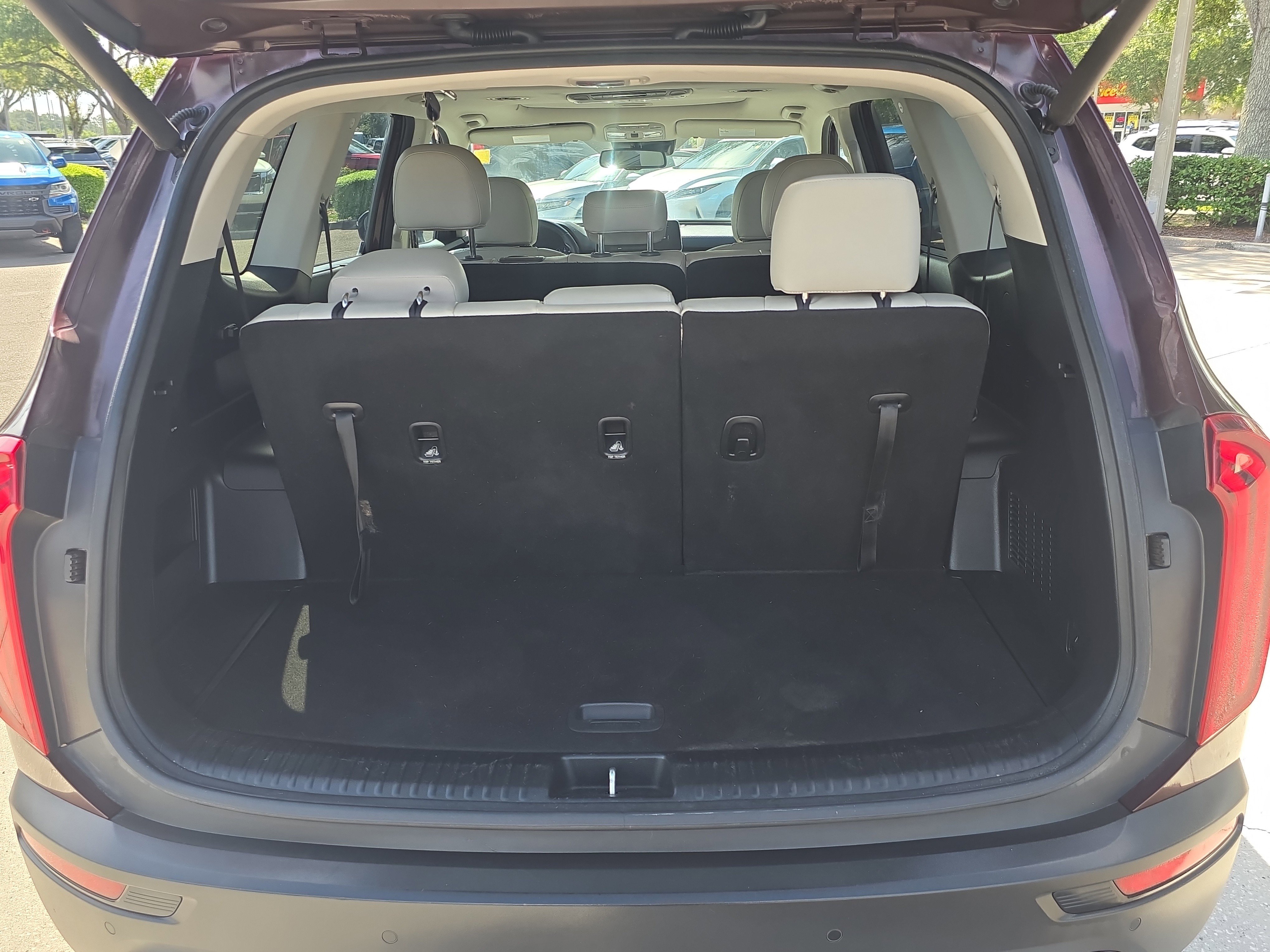 Used 2020 Sangria Kia EX image 10