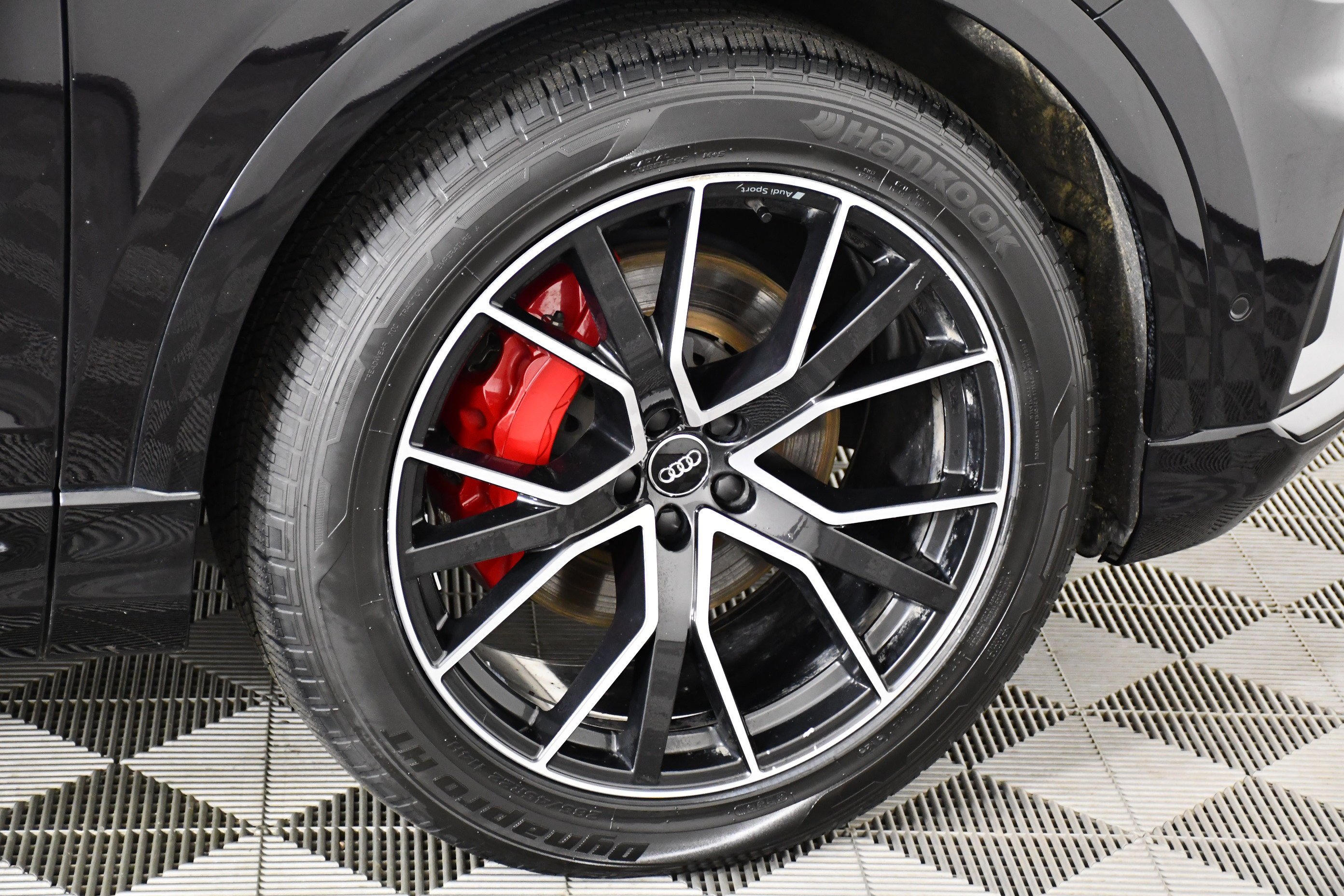 Used 2020 Orca Black Metallic Audi Premium Plus image 51