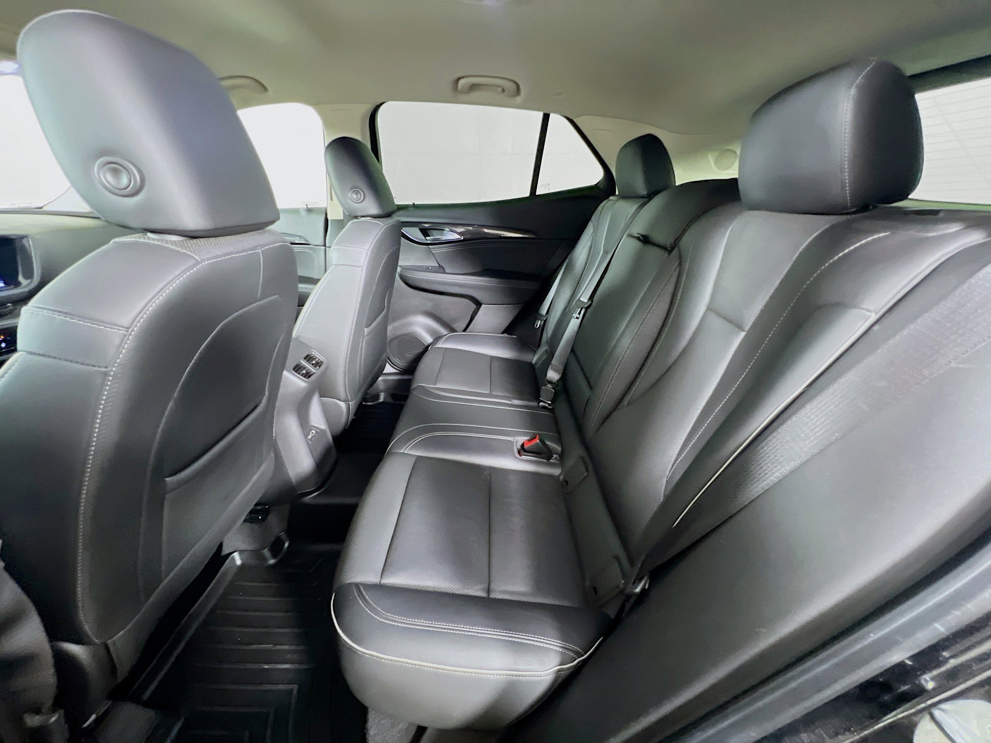 2021 Buick Envision Essence - Photo 23