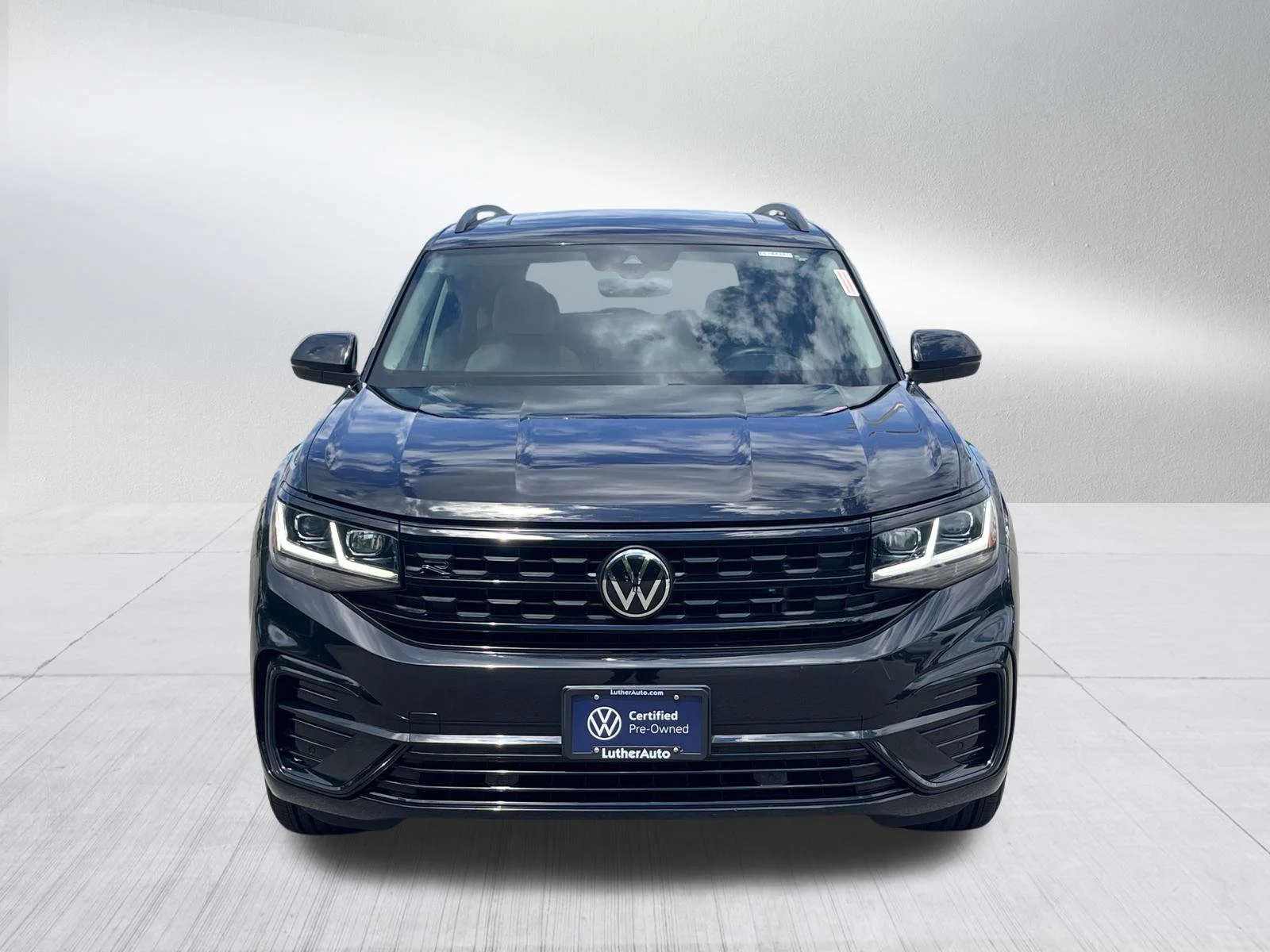 Used 2023 DEEP BLACK PEARL EFFECT Volkswagen 3.6L V6 SEL R-Line Black image 2