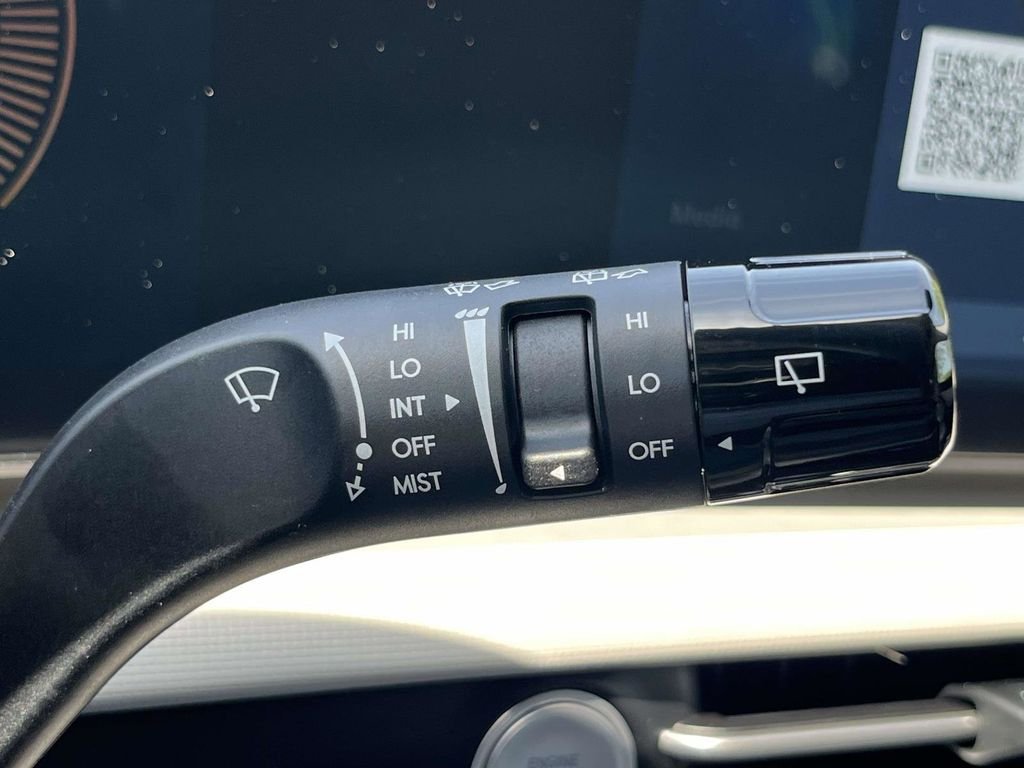 New 2026 Gray Hyundai SEL FWD image 23