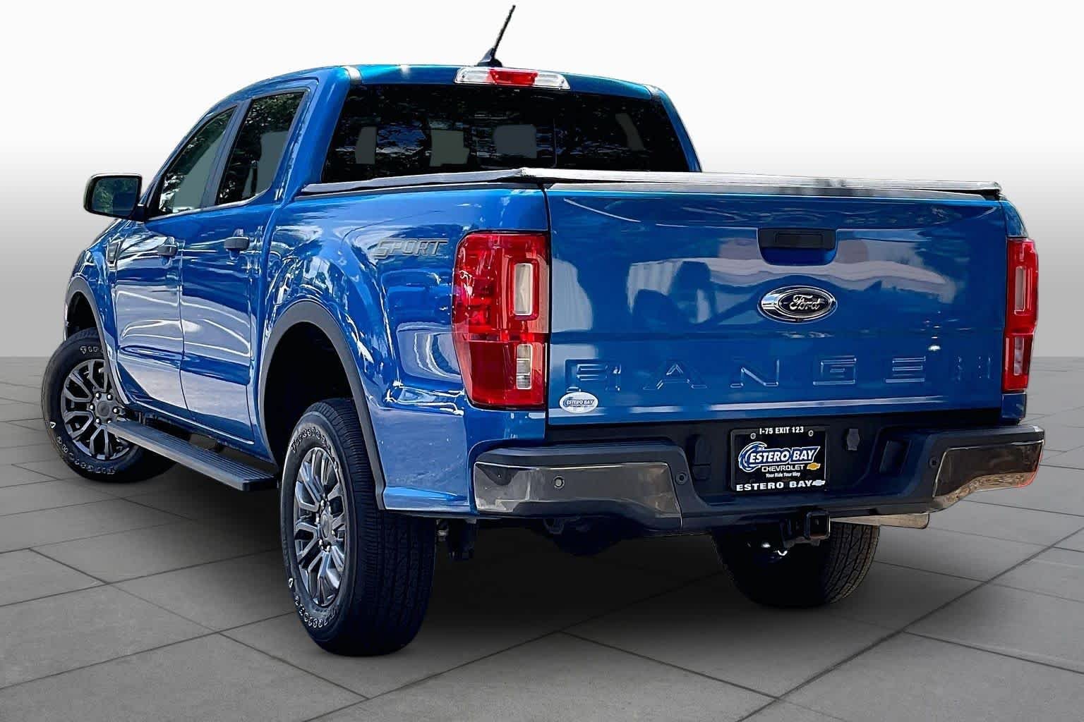 Used 2022 Velocity Blue Ford XLT image 12