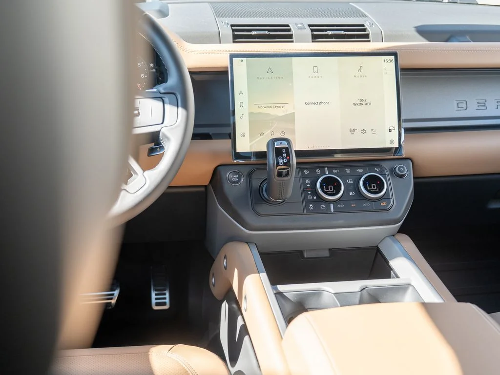 New 2026 Black Land Rover V8 image 19