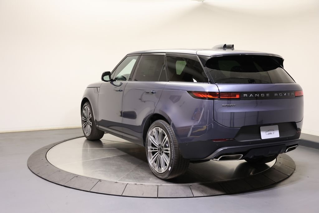 New 2026 Santorini Black LAND ROVER SE image 3