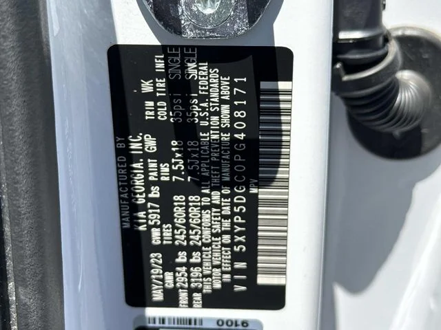 Used 2023 White Kia SX X-Pro image 30