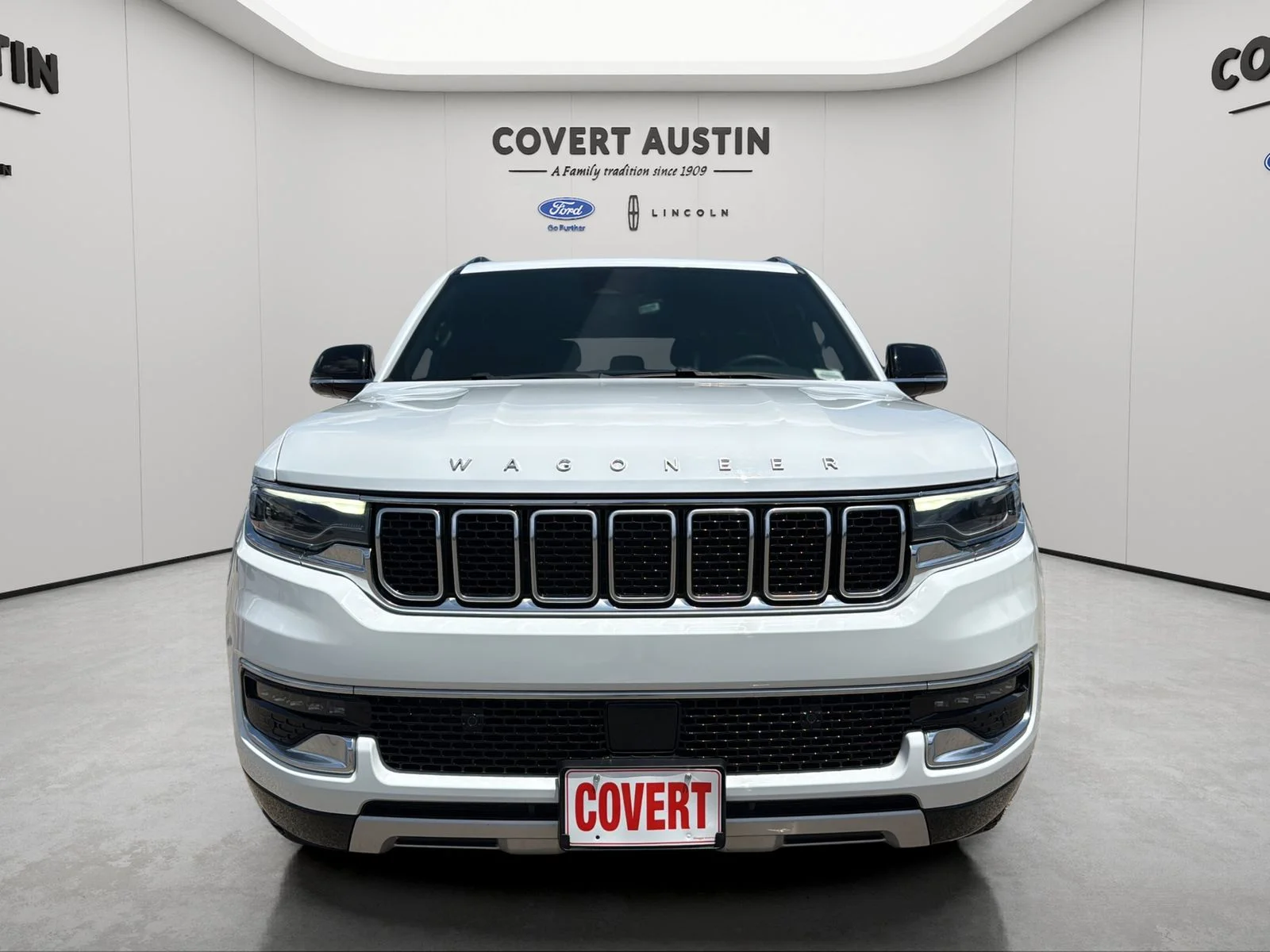 Used 2024 White Jeep Series II image 8