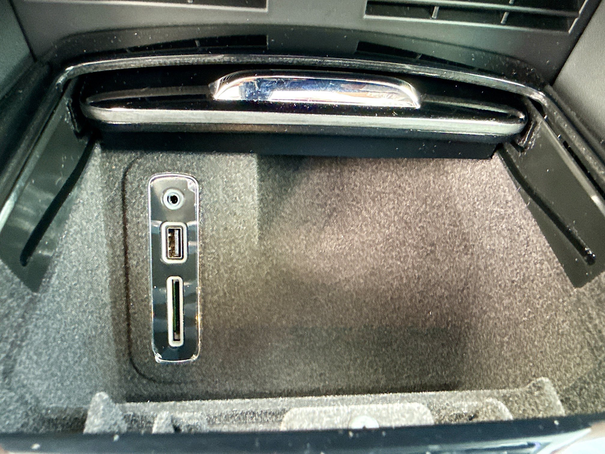 Used 2023 Grigio Maratea Metallic Maserati GT image 31