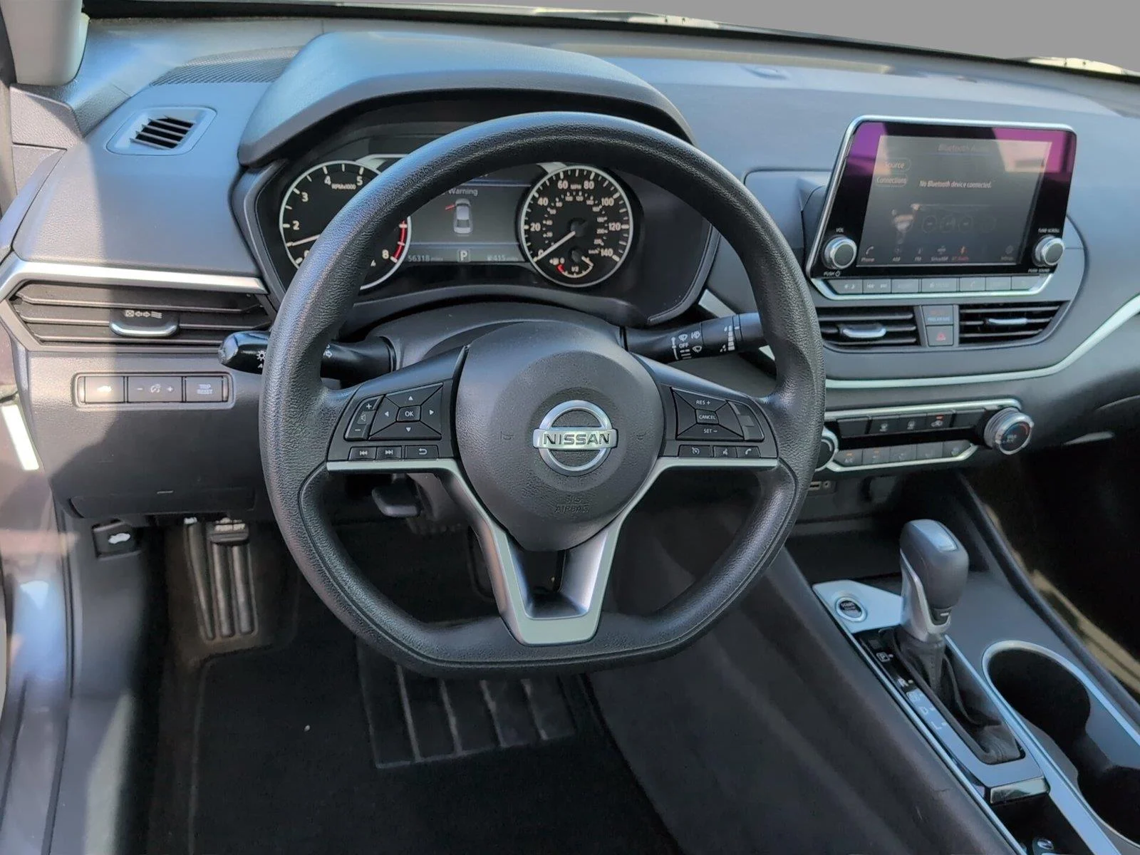 Used 2022 Gun Metallic Nissan 2.5 SV image 4
