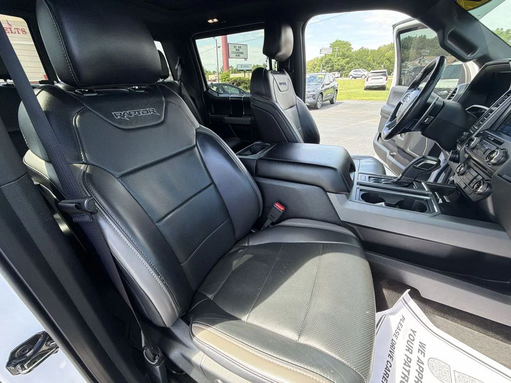 Used 2017 White Ford Raptor image 32