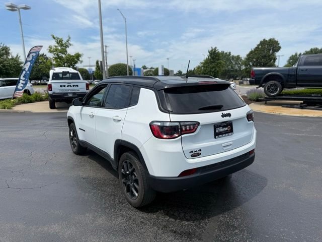 Used 2023 Bright White Clearcoat Jeep Latitude image 3