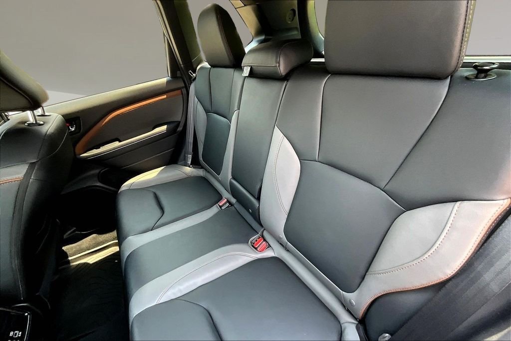 Used 2025 Sapphire Blue Pearl Subaru Sport image 21