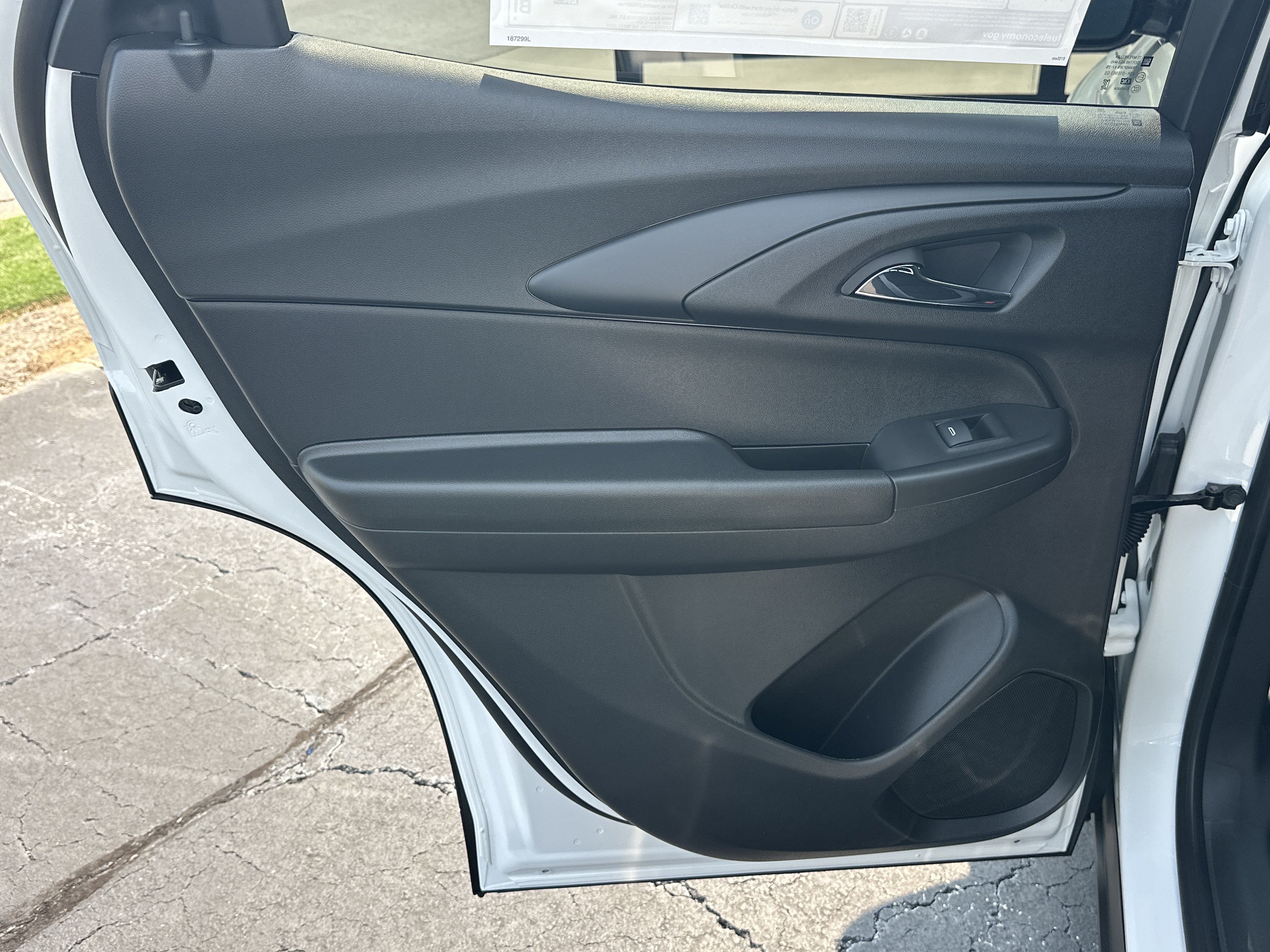 New 2026 Summit White Chevrolet LT image 22