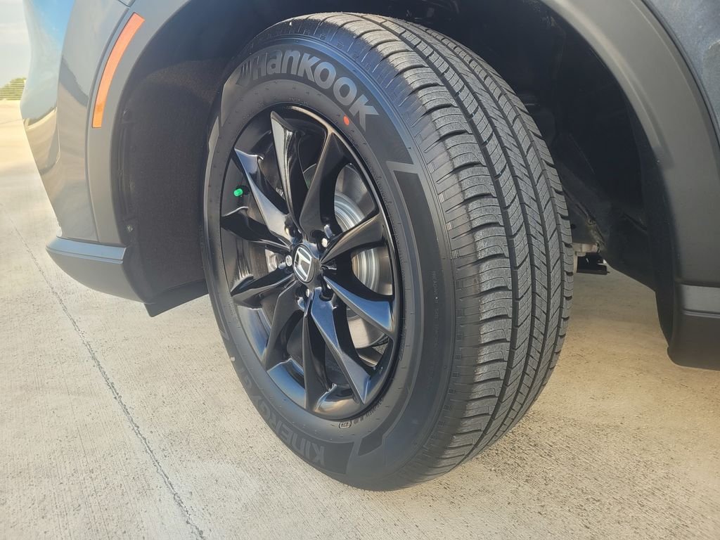 New 2026 Meteorite Gray Metallic Honda Sport-L image 9