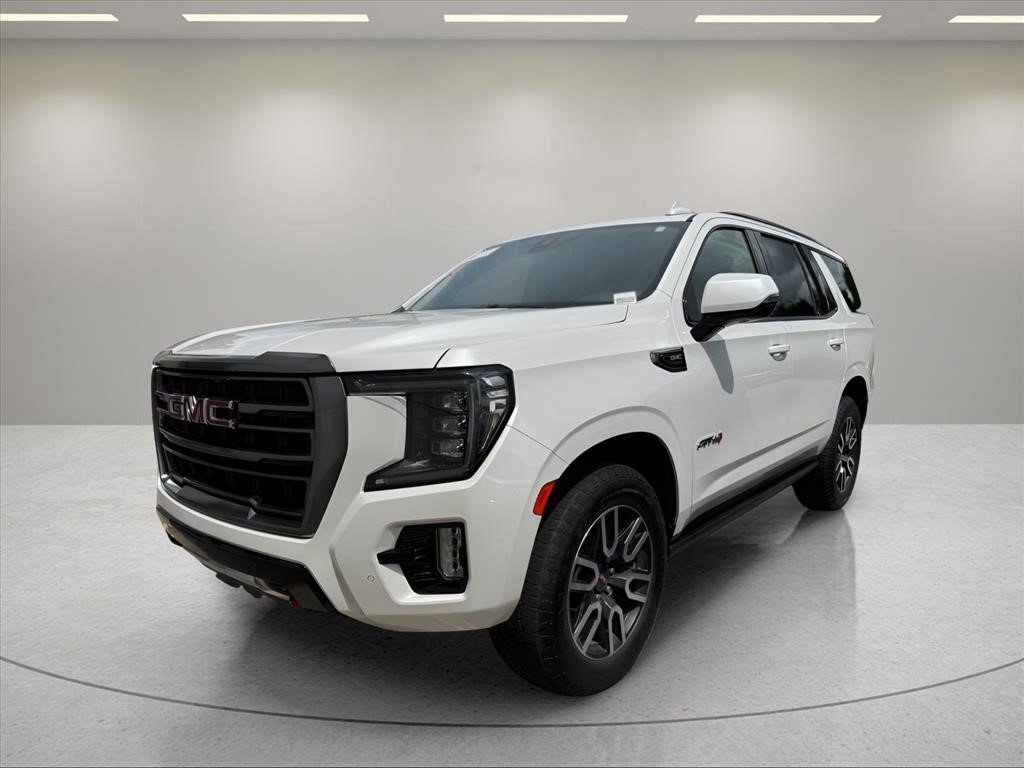Used 2022 White Frost Tricoat GMC AT4 image 1