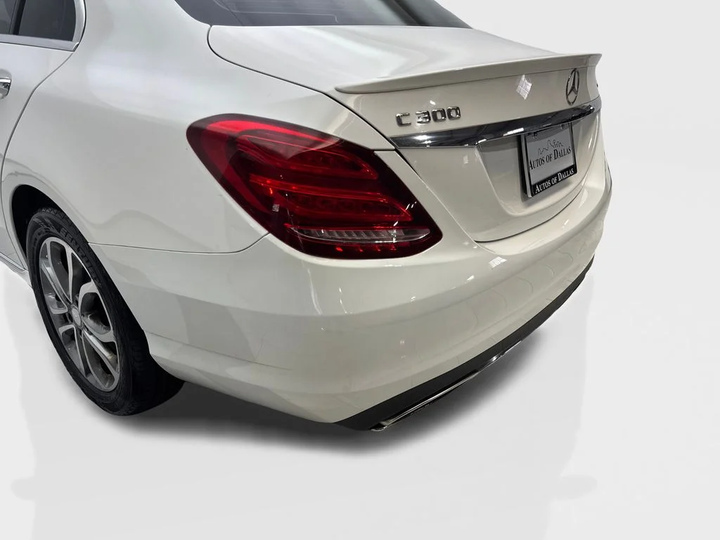 Used 2016  Mercedes-Benz C 300 image 19