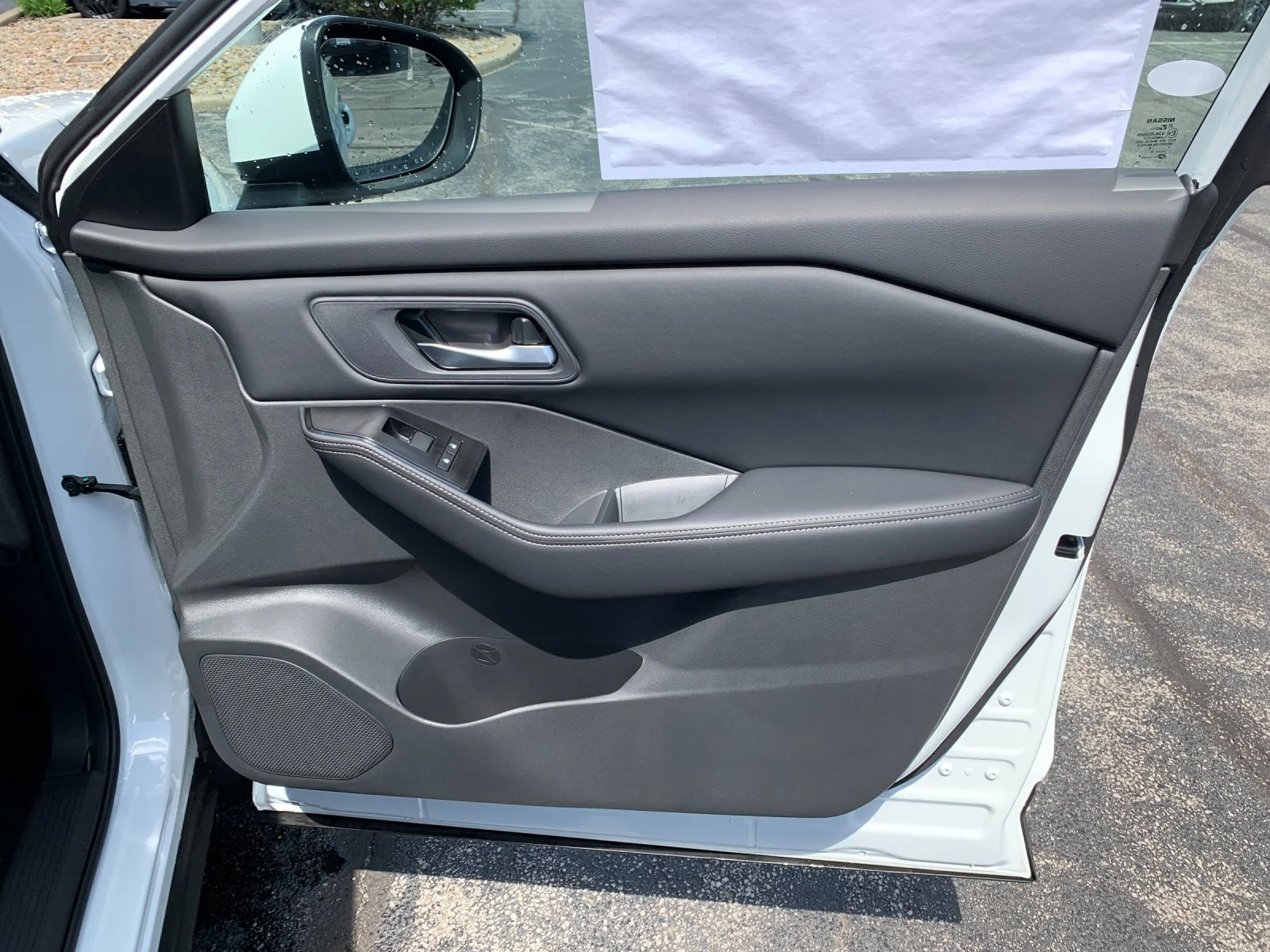New 2026 Everest White Pearl TriCoat Nissan SV image 19