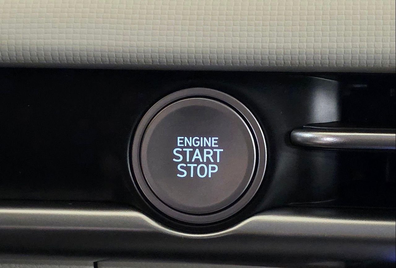 New 2026 Hampton Gray Hyundai SEL Plus FWD image 30
