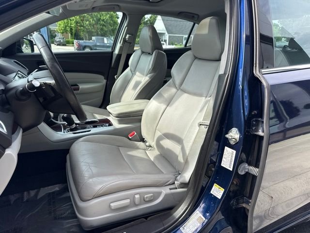 Used 2015 Blue Acura Tech image 9