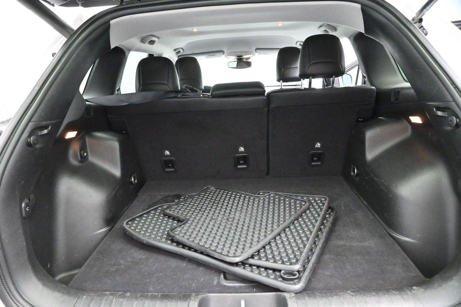Used 2022 Bright White Clearcoat Jeep Trailhawk image 9