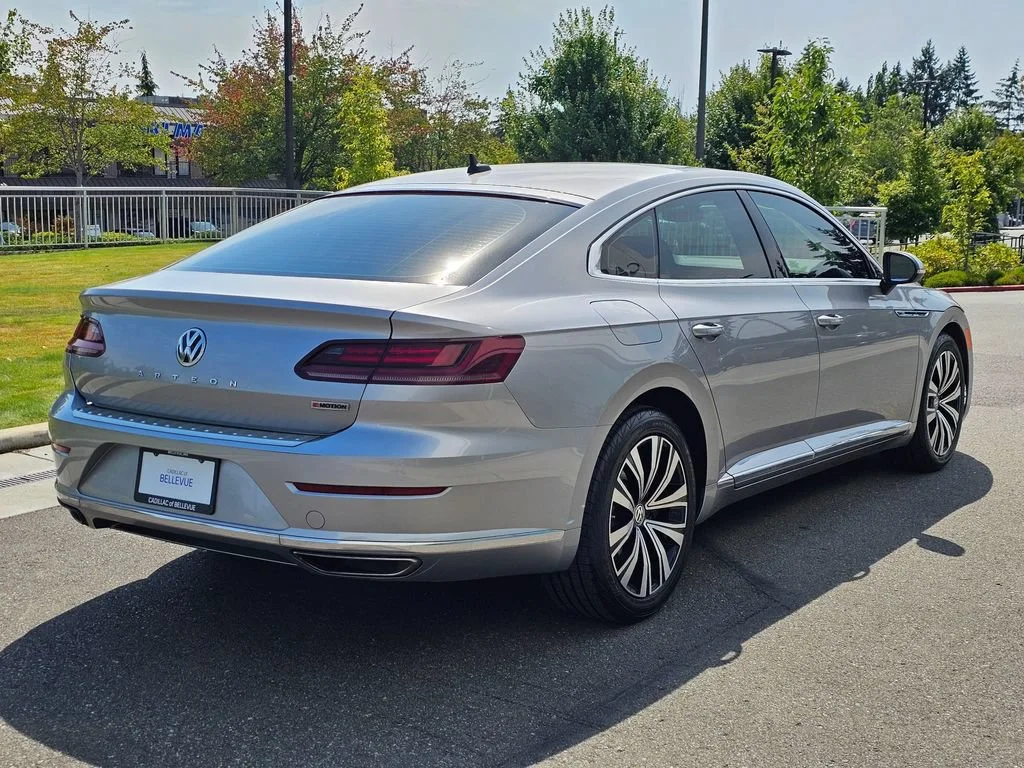 Used 2019  Volkswagen SEL image 5