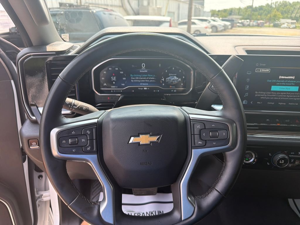 Used 2023 White Chevrolet LT image 17