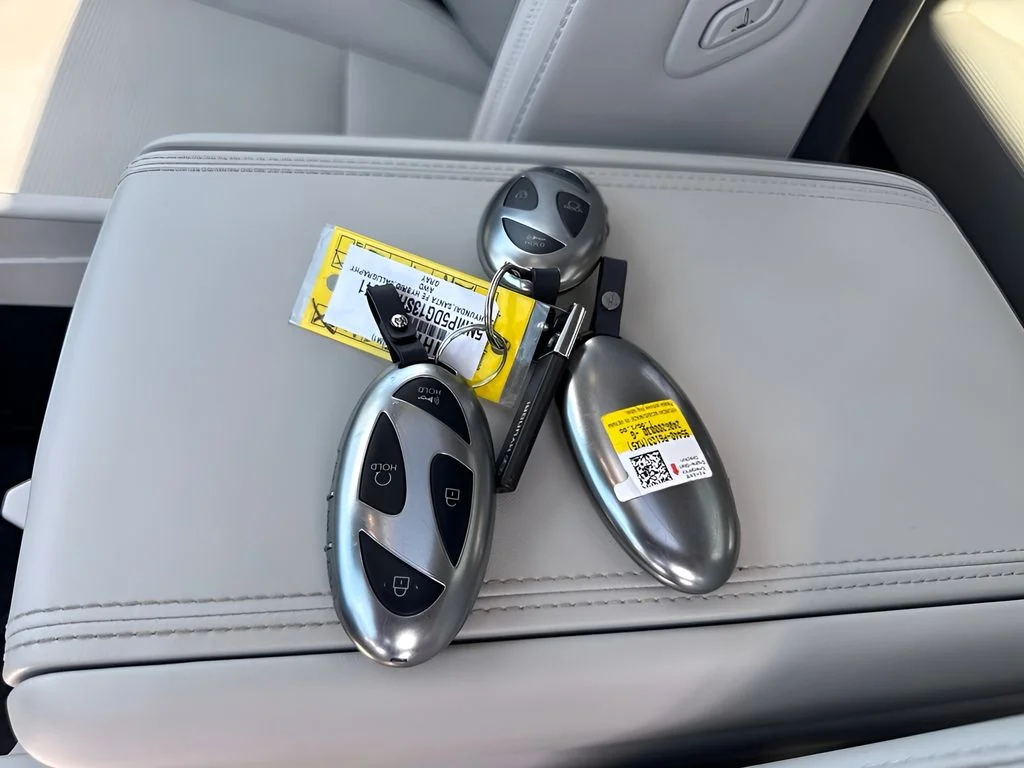 Used 2025 Gray Hyundai Calligraphy image 23