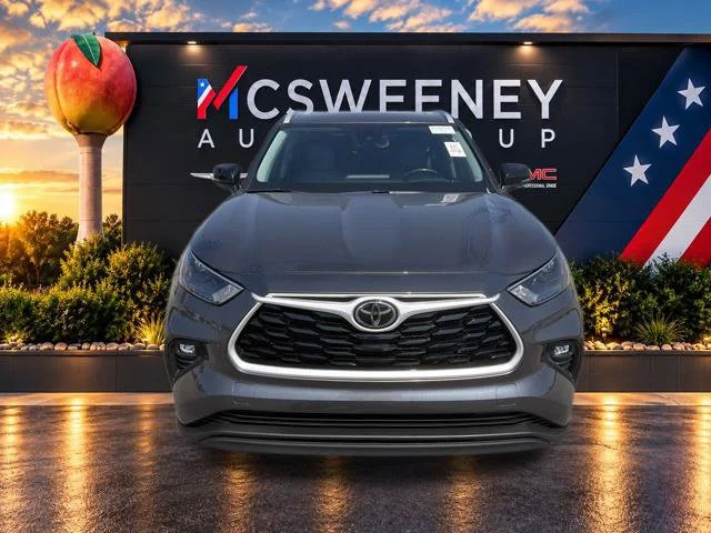 Used 2024 Gray Toyota XLE image 8