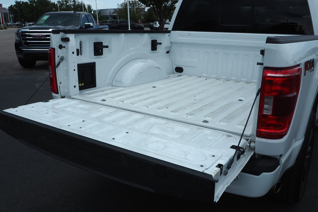 Used 2023 White Ford XLT image 18
