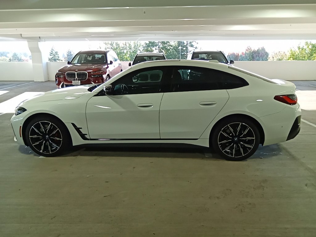 Used 2024 Alpine White BMW M50 image 8