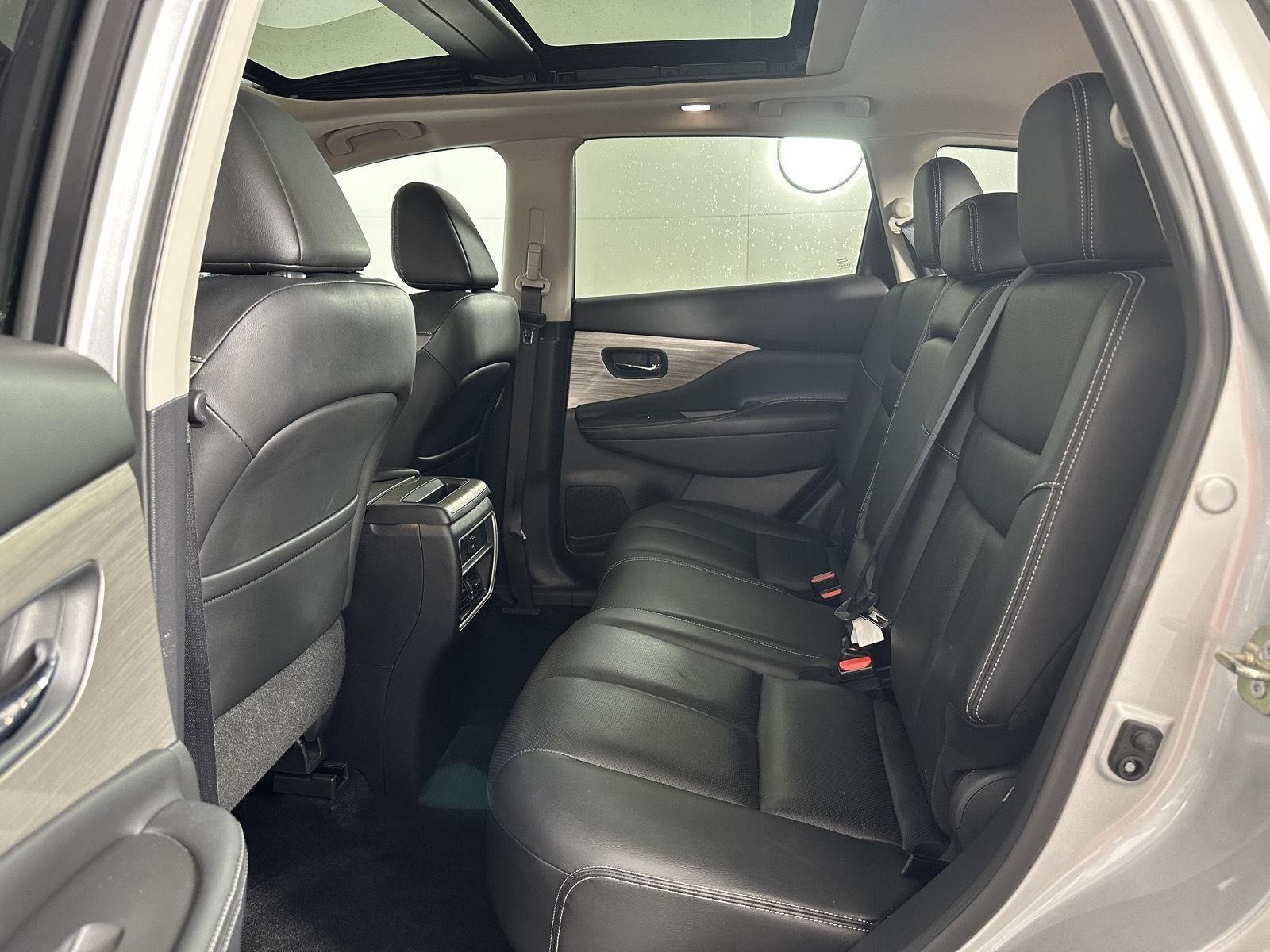Used 2016 Brilliant Silver Metallic Nissan SL image 20