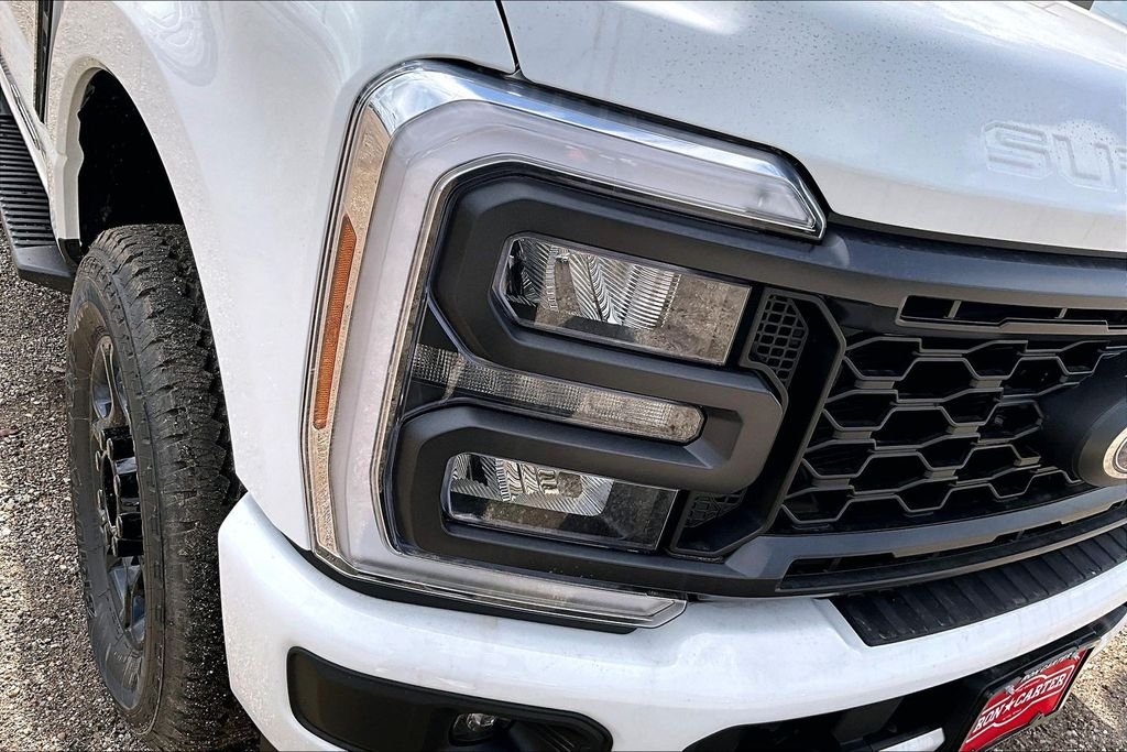 New 2026 Ford Super Duty F-250 XL 4D Crew Cab