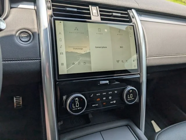 2024 Land Rover Discovery Dynamic SE - Photo 16