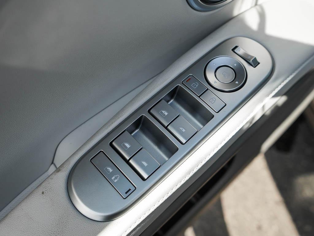 New 2026 Classy Blue Pearl Hyundai SEL Premium 8P AWD image 45
