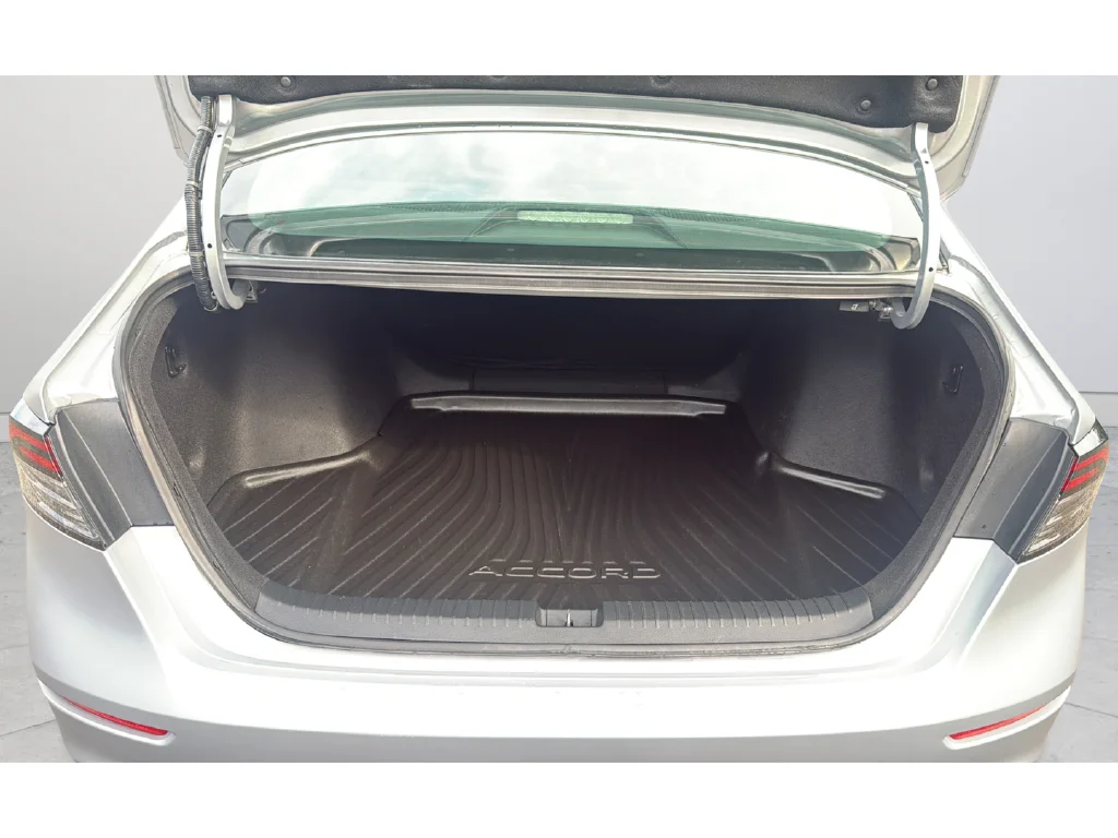 2024 Honda Accord LX - Photo 18