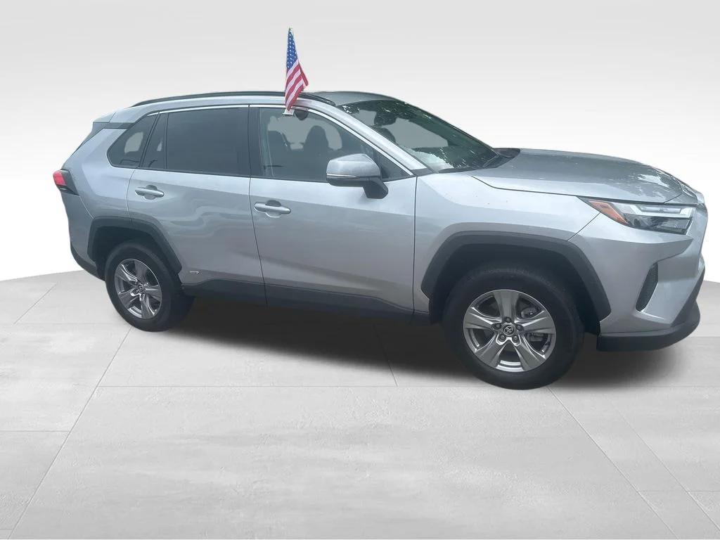 Used 2024 Silver Toyota XLE image 31