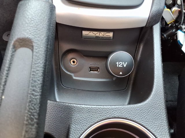 Used 2014 Silver Ford SE image 30