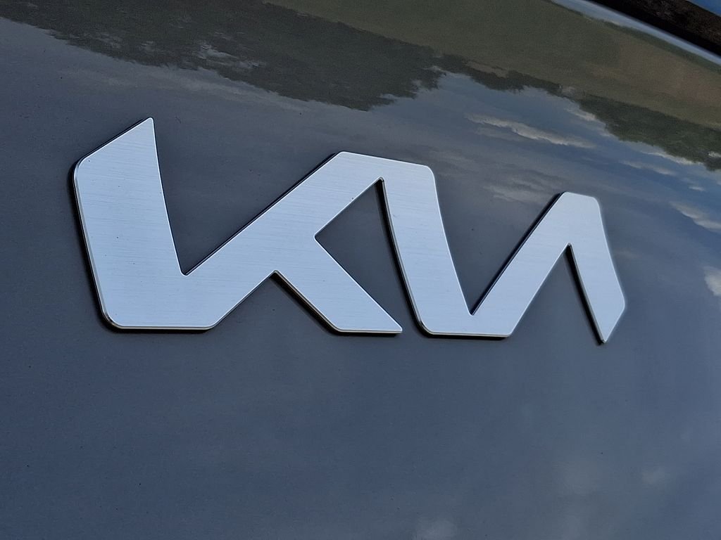 New 2026 Wolf Gray Kia SX Prestige image 12