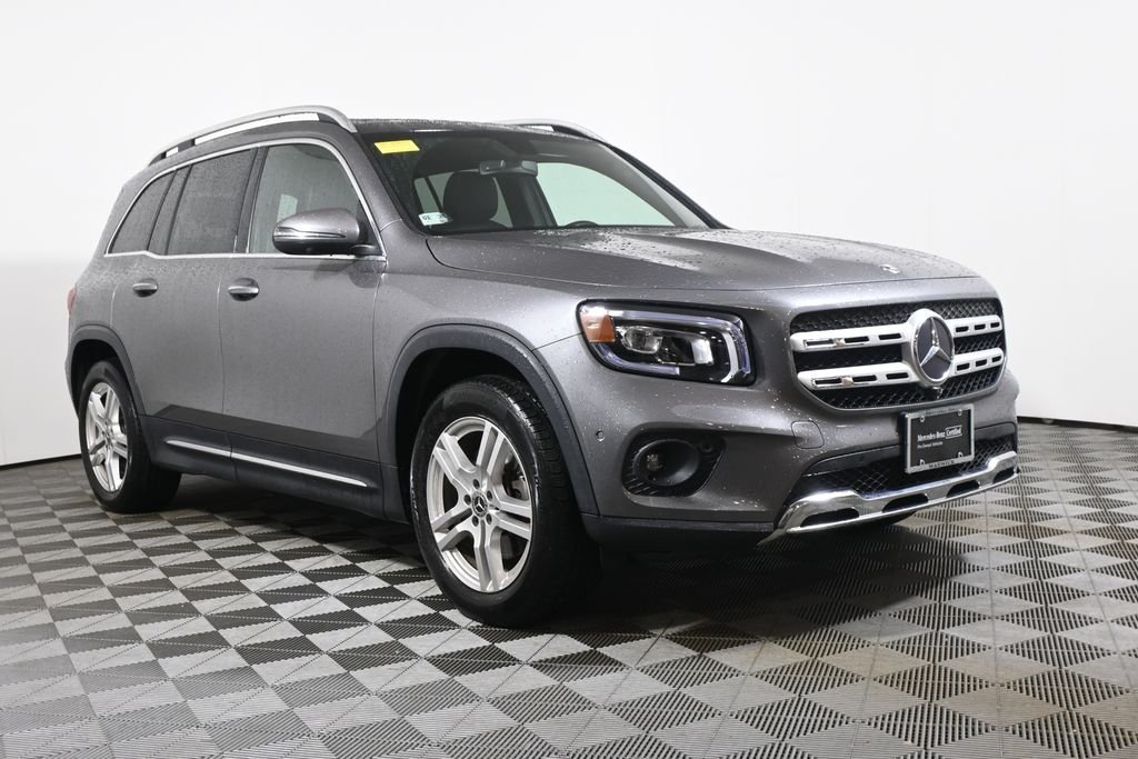 Used 2022 Mountain Gray Metallic Mercedes-Benz GLB 250 image 9