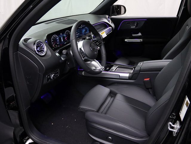 2025 Mercedes-Benz GLB Base - Photo 11