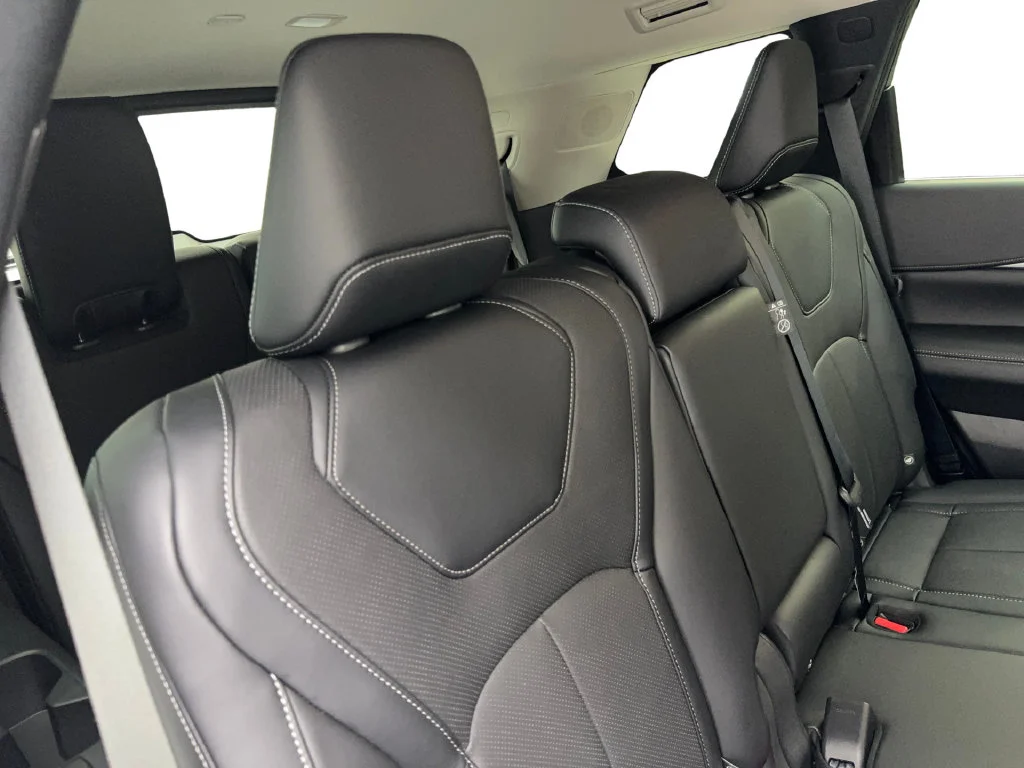 Used 2026 Gray INFINITI LUXE image 46