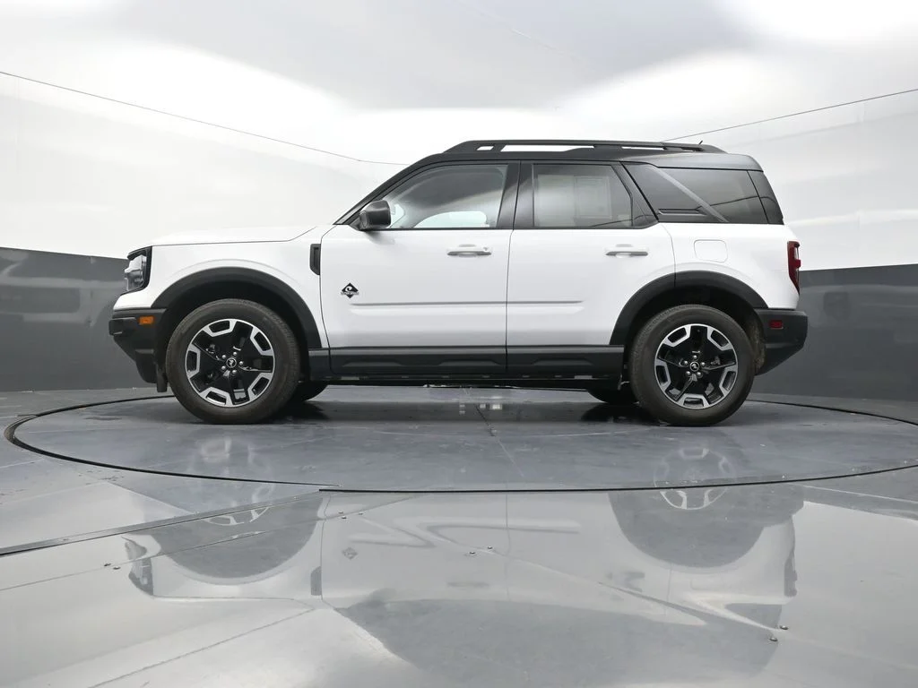 Used 2024 White Ford Outer Banks image 26