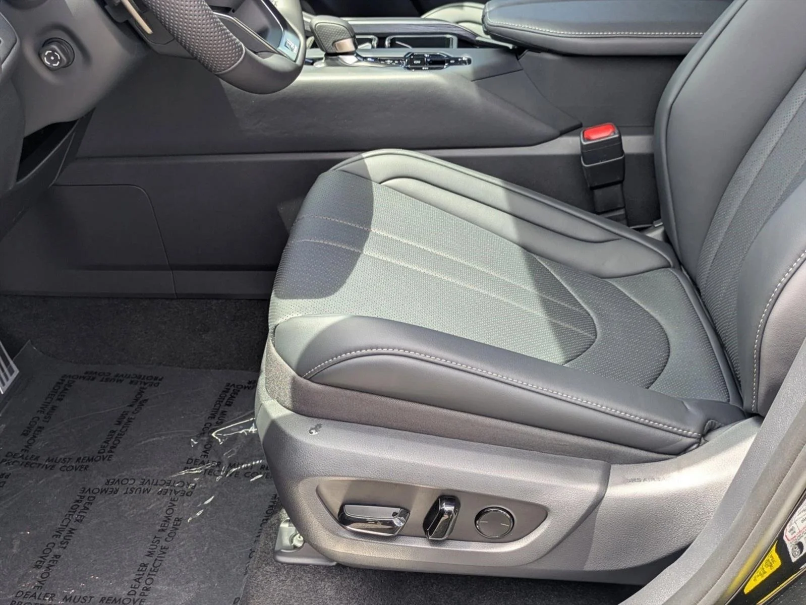 New 2026 Caviar Lexus TX 500h F SPORT PERFORMANCE PREMIUM AWD image 4