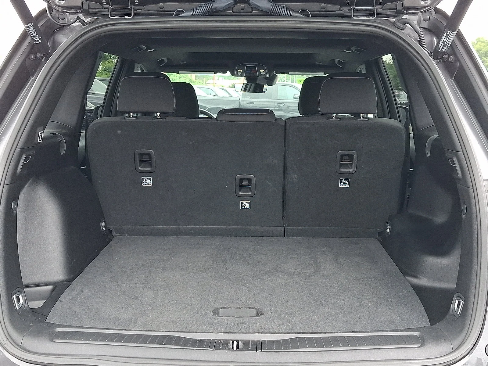 Certified Used 2025 Baltic Gray Metallic Clearcoat Jeep Laredo X image 29