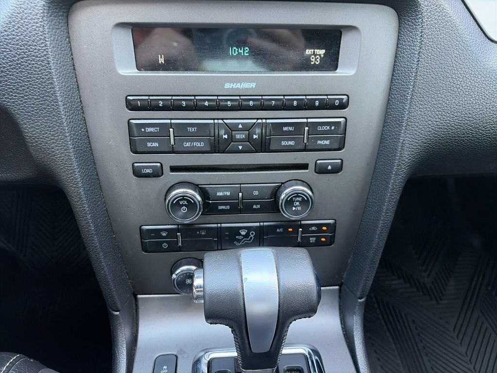 Used 2012  Ford V6 image 17