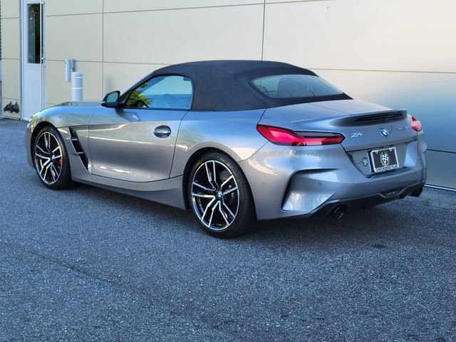 Used 2023 Skyscraper Gray Metallic BMW sDrive30i image 3