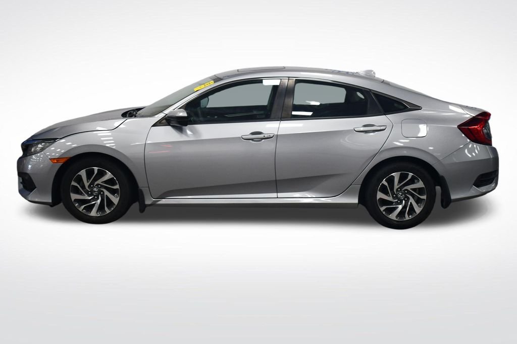 Certified Used 2018 Lunar Silver Metallic Honda EX image 4