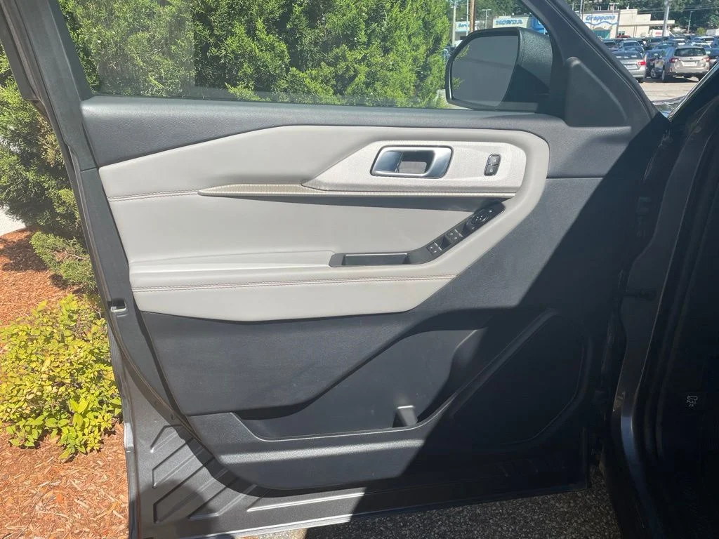 Certified Used 2026 Gray Ford Active image 12
