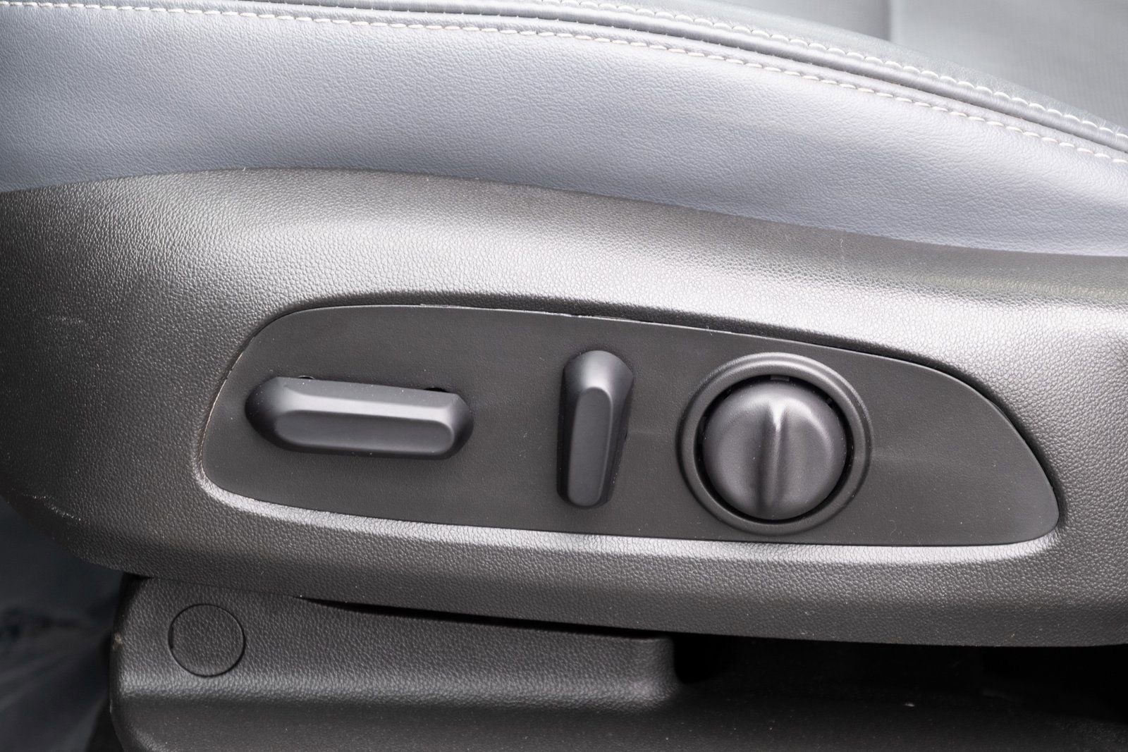 2021 Buick Enclave Essence - Photo 13