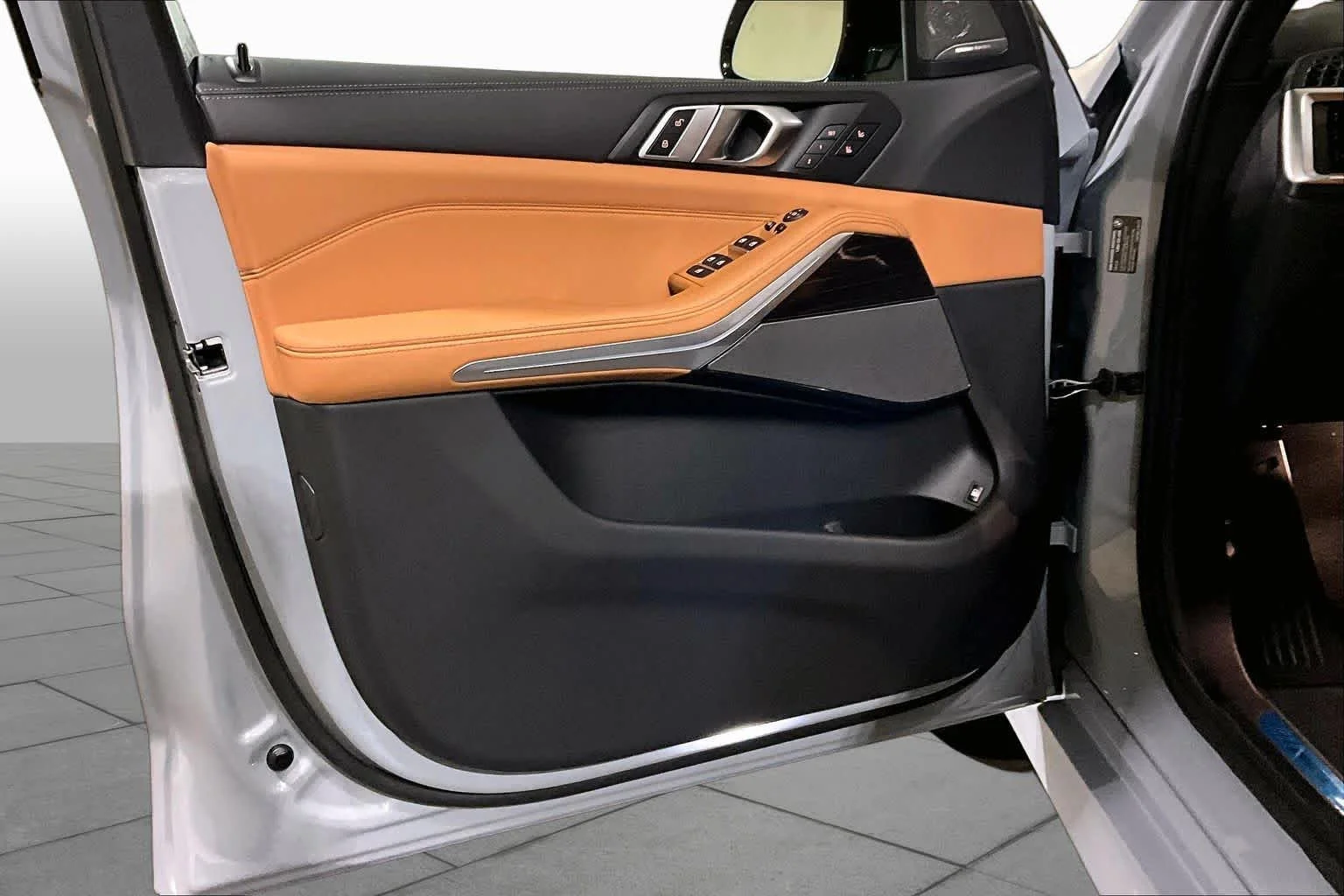 New 2026 Brooklyn Grey Metallic BMW xDrive50e image 11