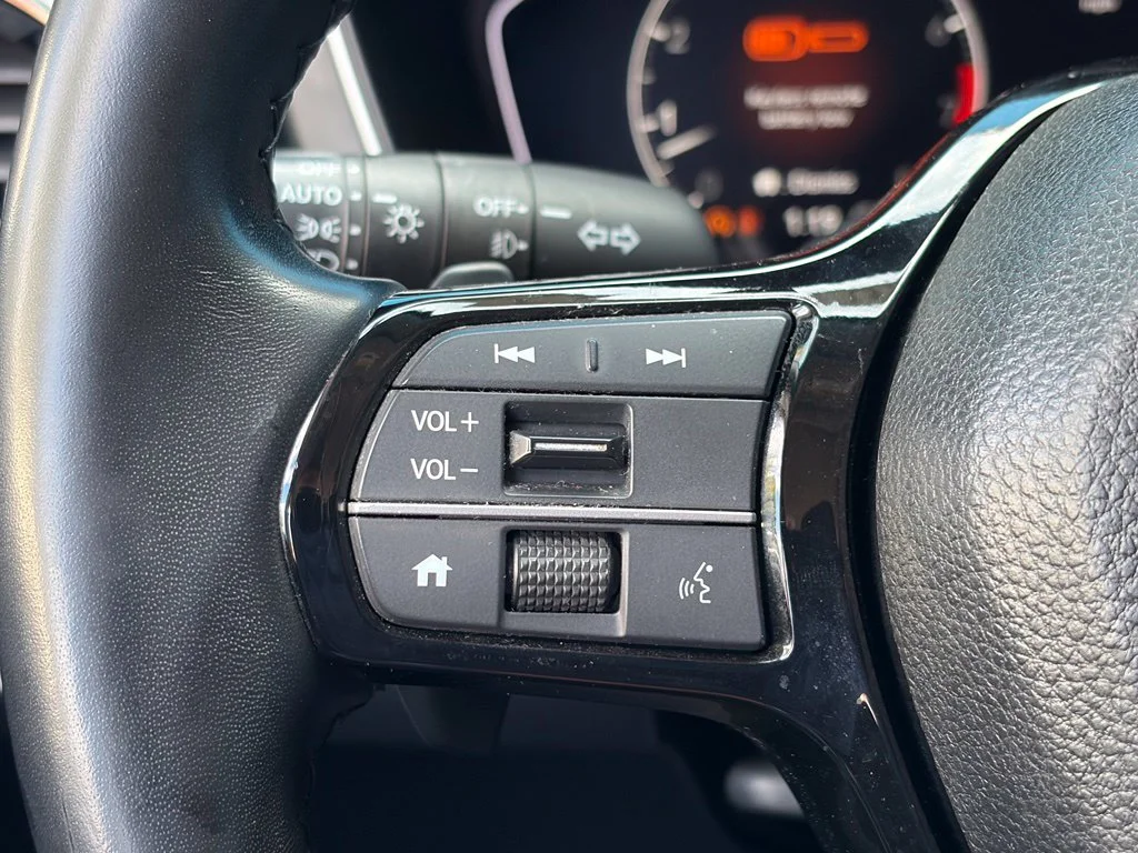 2023 Honda Pilot Touring - Photo 31
